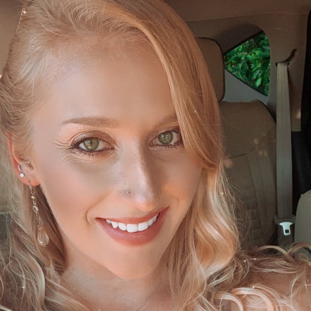 Meet your Posher, Melissa